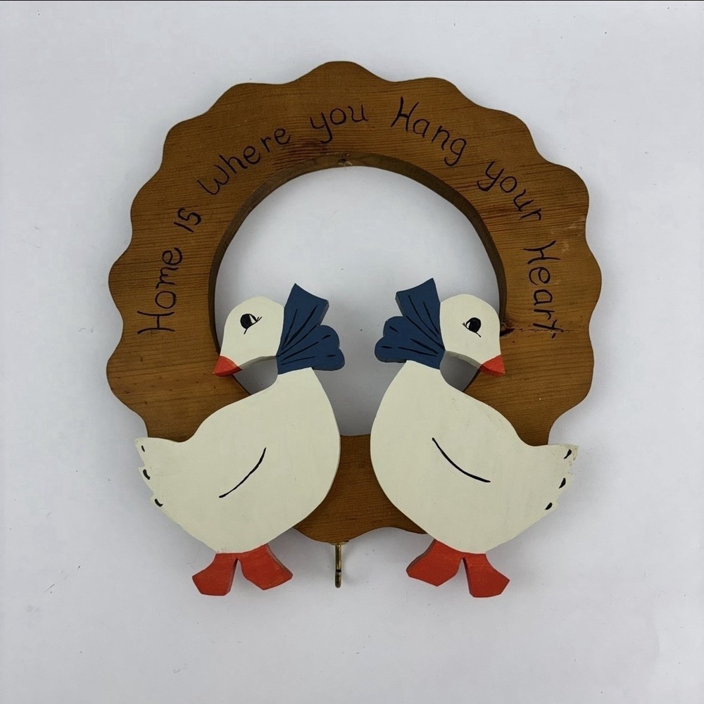 VTG Wooden Geese Sign "Home Is Where You Hang Your Heart" COTTAGECORE Goose